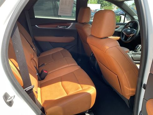 Used 2023 Cadillac XT5 Premium Luxury AWD/4WD image 14
