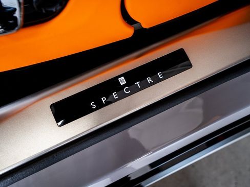 Used 2024 Rolls-Royce Spectre w/ Spectre Launch Package image 37