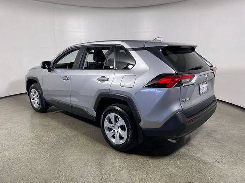 Certified 2025 Toyota RAV4 LE FWD image 5