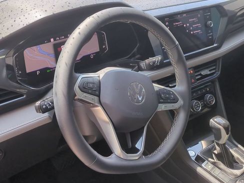 Used 2024 Volkswagen Taos SEL AWD/4WD image 14
