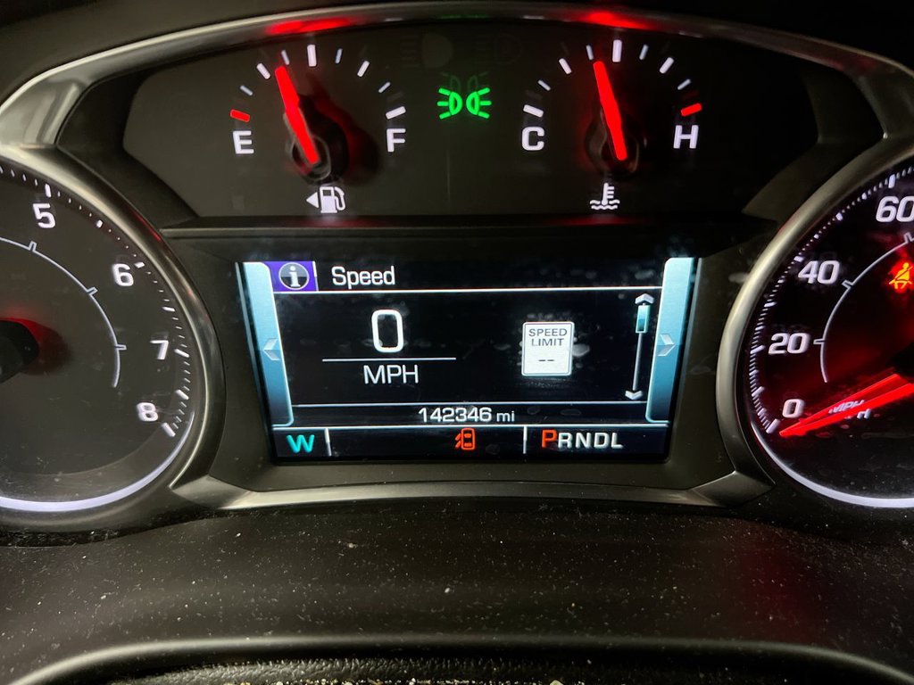 Used 2017 GMC Acadia SLT FWD image 13