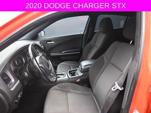 Used 2020 Dodge Charger SXT RWD image 10