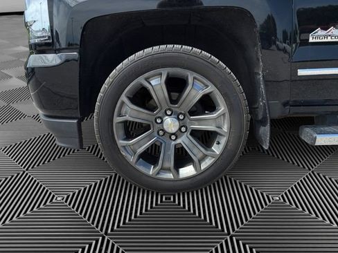 Certified 2018 Chevrolet Silverado 1500 High Country AWD/4WD image 9