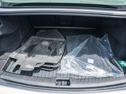 Certified 2024 Volvo S60 B5 Plus AWD/4WD image 10
