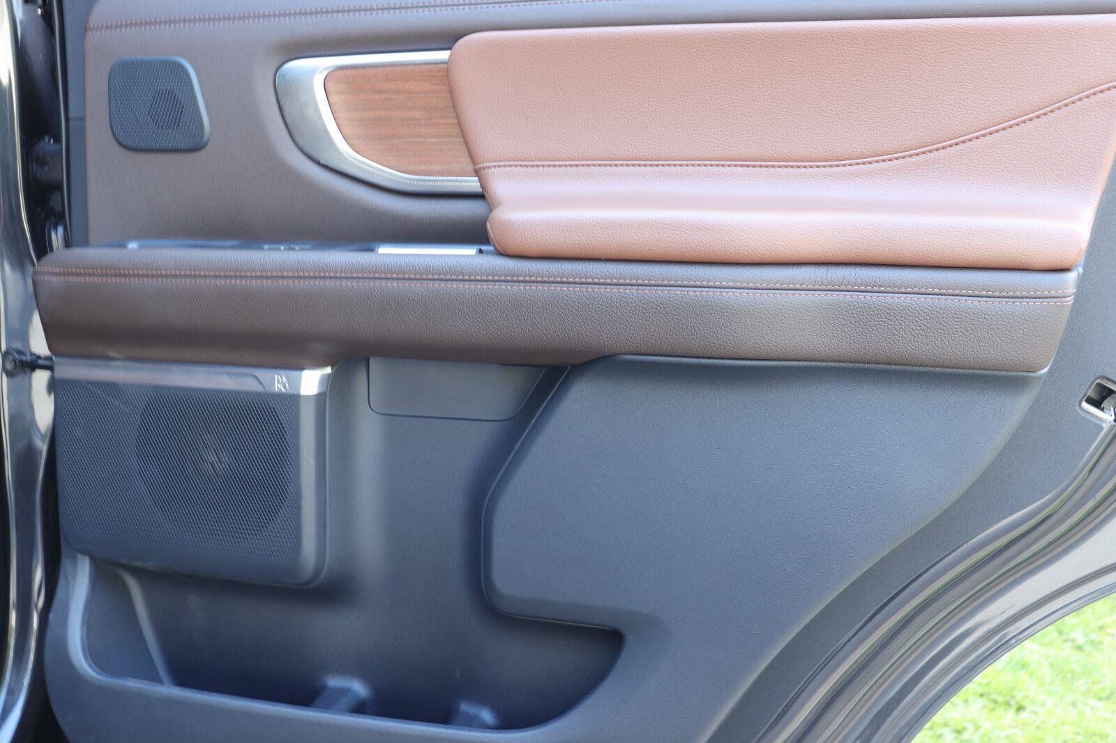 Used 2025 Ford Expedition King Ranch AWD/4WD image 23