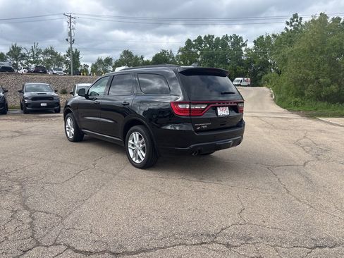 Used 2025 Dodge Durango GT AWD/4WD image 3
