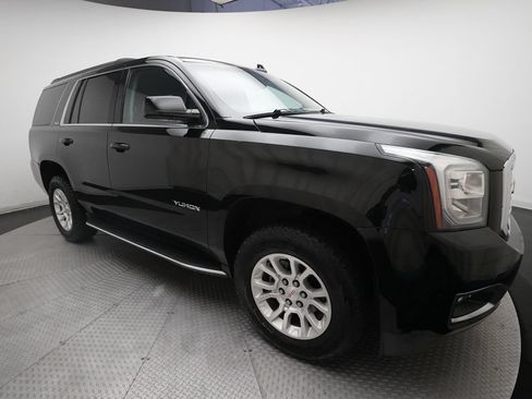 Used 2019 GMC Yukon SLE w/ HD Trailering Package AWD/4WD image 34