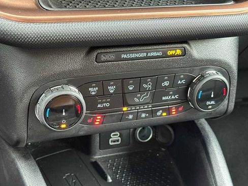 Used 2024 Ford Bronco Sport Outer Banks w/ Tech Package image 19