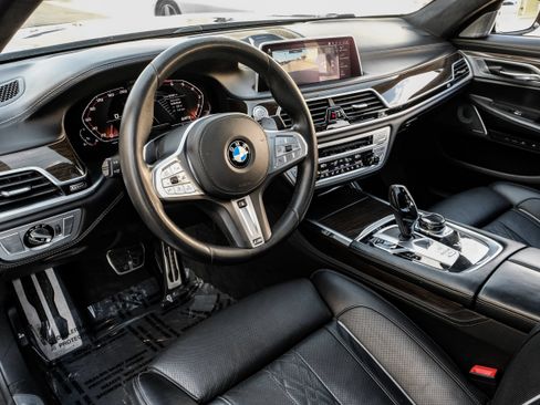 Used 2020 BMW M760i xDrive AWD/4WD image 2