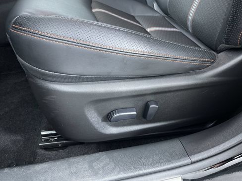 Used 2025 Nissan Altima 2.5 SR AWD/4WD image 13