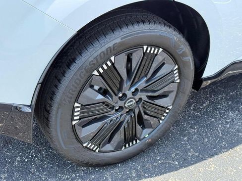 Certified 2026 Nissan Murano Platinum w/ Cargo Package AWD/4WD image 5