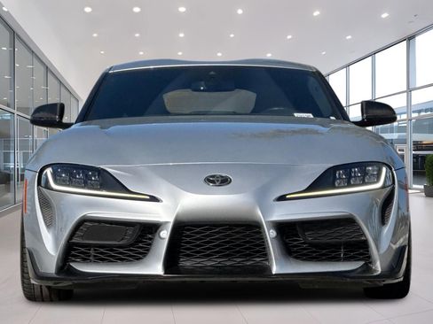 Used 2022 Toyota Supra Premium w/ Driver Assist Package image 9