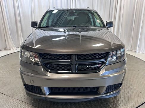 Used 2018 Dodge Journey SE w/ Connectivity Group FWD image 24
