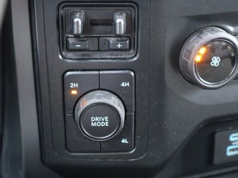 Certified 2022 Ford F150 XLT w/ XTR Package image 7