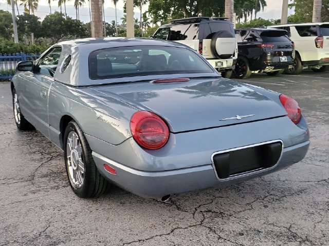 Used 2005 Ford Thunderbird RWD image 4