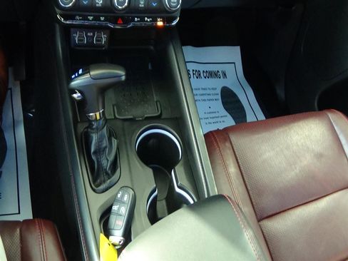 Certified 2025 Dodge Durango GT AWD/4WD image 37