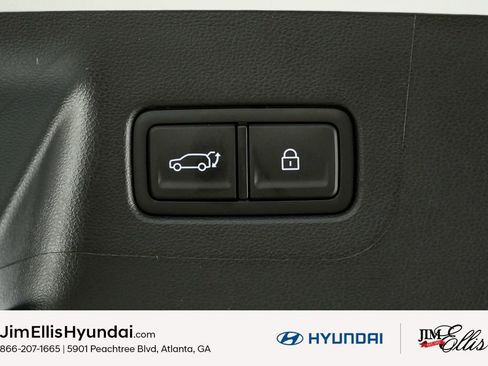 Certified 2026 Hyundai Santa Fe SE image 31