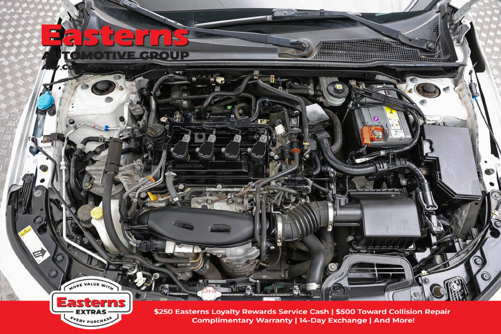 Used 2022 Honda Civic Touring image 8