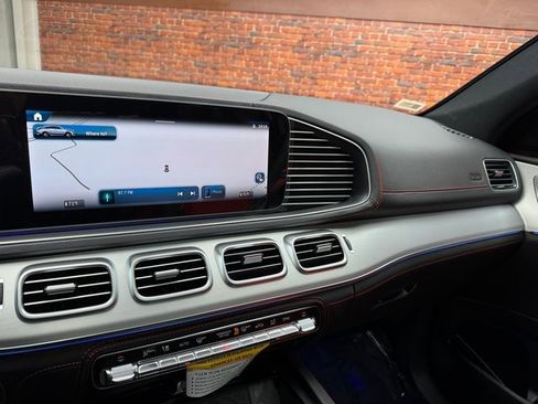 New 2026 Mercedes-Benz GLE 53 AMG 4MATIC Coupe image 17