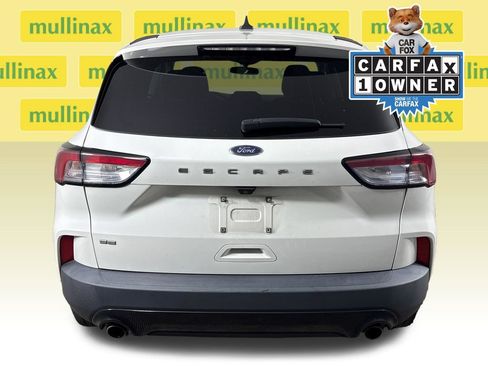 Used 2022 Ford Escape SE w/ SE Sport Appearance Package FWD image 9