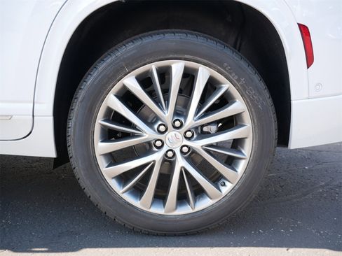 New 2026 Buick Enclave Avenir w/ Super Cruise Package image 4