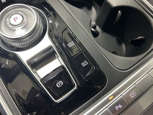 New 2026 Kia Carnival SX image 23