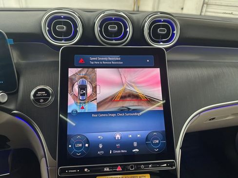 New 2026 Mercedes-Benz GLC 300 image 17