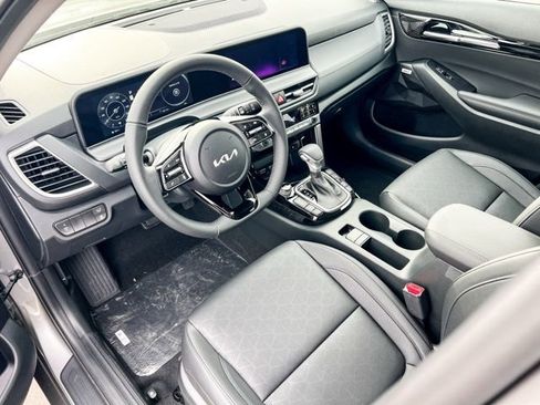 New 2026 Kia Seltos SX w/ SX Sunroof Package image 16