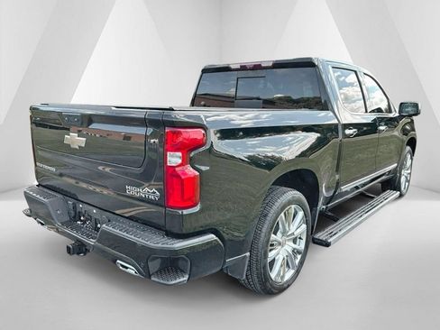 Used 2024 Chevrolet Silverado 1500 High Country AWD/4WD image 7