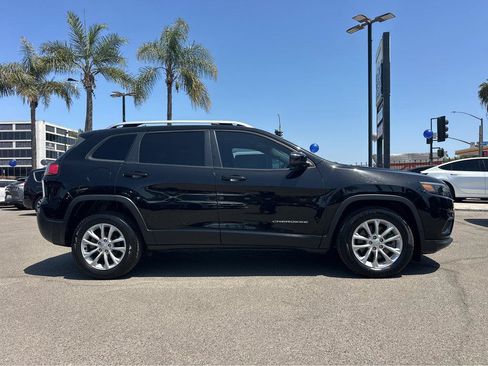 Used 2020 Jeep Cherokee Latitude FWD image 40