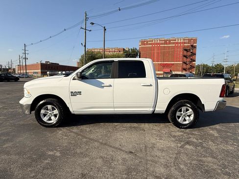 Used 2021 RAM 1500 Classic SLT AWD/4WD image 4
