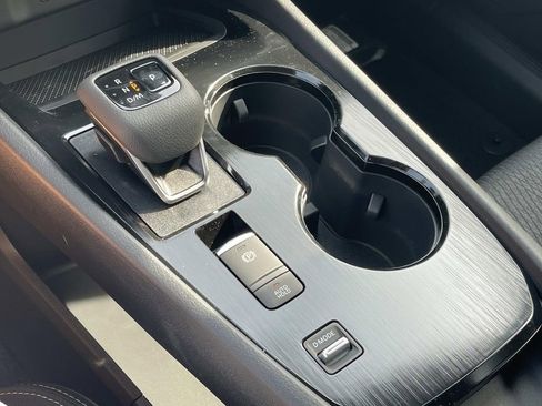 New 2026 Nissan Rogue SV FWD image 29