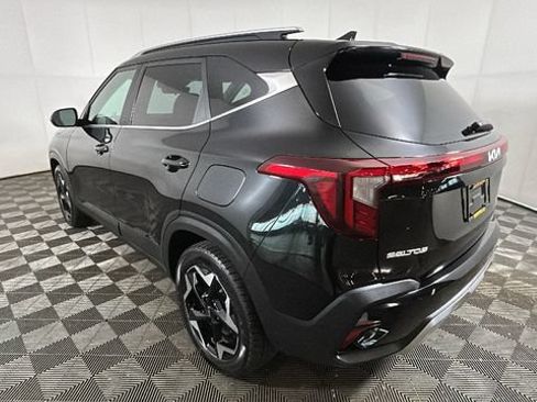 Used 2024 Kia Seltos EX AWD/4WD image 4