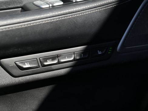 Used 2019 BMW 750i xDrive image 28