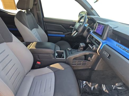 Used 2024 Toyota Tacoma TRD Sport RWD image 15