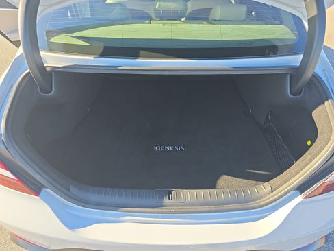 Used 2023 Genesis G70 3.3T image 12