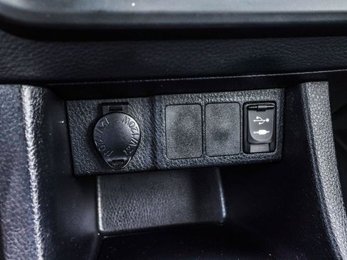 Used 2014 Toyota Corolla S FWD image 11