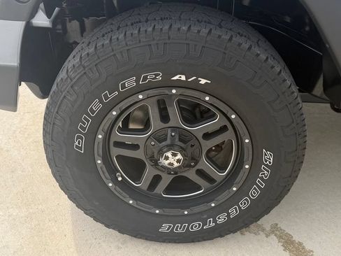 Used 2017 Jeep Wrangler Sport w/ Quick Order Package 24S AWD/4WD image 10