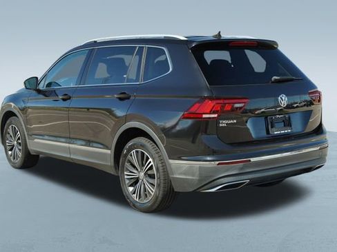 Used 2018 Volkswagen Tiguan SEL image 5