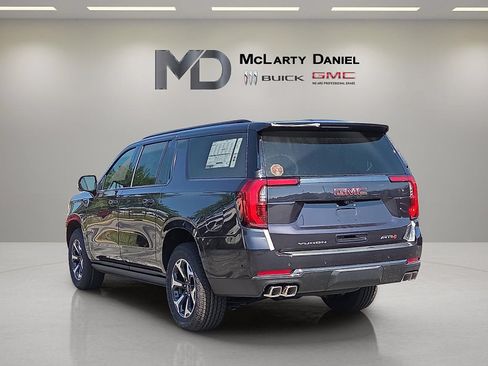 New 2026 GMC Yukon XL AT4 w/ AT4 Premium Plus Package AWD/4WD image 4