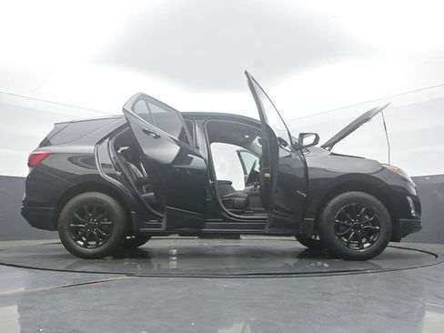 Used 2021 Chevrolet Equinox LT AWD/4WD image 59