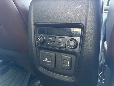 Used 2021 Buick Enclave Avenir w/ Avenir Technology Package image 45