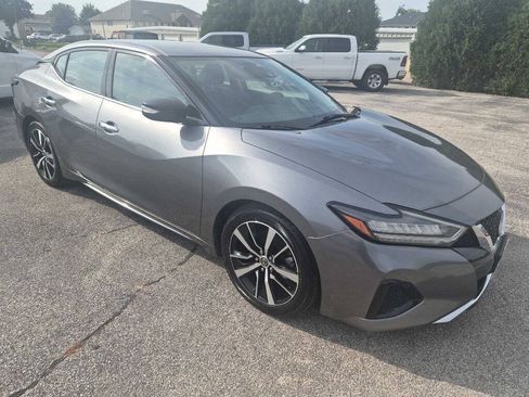 Used 2022 Nissan Maxima SV w/ Floor Mat Group FWD image 4