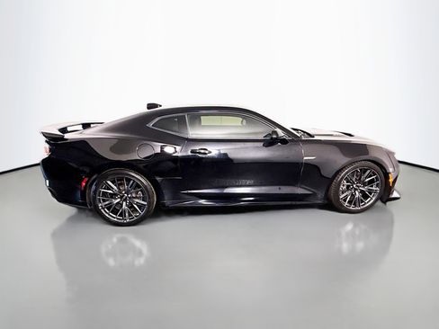 Used 2020 Chevrolet Camaro ZL1 image 11