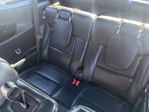 Used 2025 Ford Explorer ST-Line w/ ST-Line Street Pack image 22