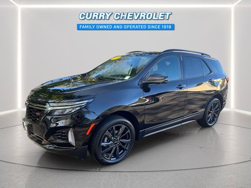 Used 2022 Chevrolet Equinox RS w/ Infotainment Package image 4