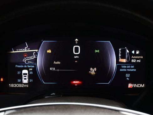 Used 2015 Cadillac Escalade Luxury image 21