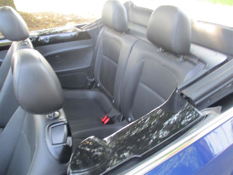 Used 2013 Volkswagen Beetle 2.0T FWD image 11