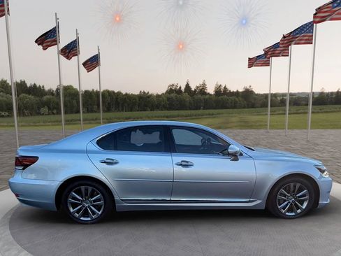 Used 2013 Lexus LS 460 AWD image 8