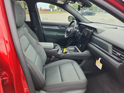 New 2026 GMC Terrain AT4 w/ Convenience Package III image 6